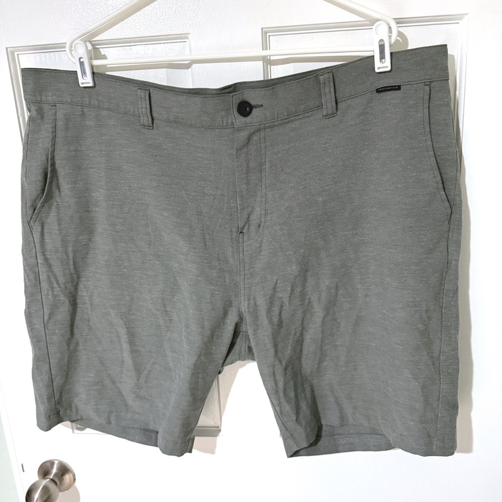 TravisMathew Mens Grey Green Heathered Performance Golf Hybrid Shorts Size 42 - Picture 1 of 4